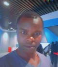 Встретьте Мужчинa : Gael, 27 лет до Китай  Tianjin 
